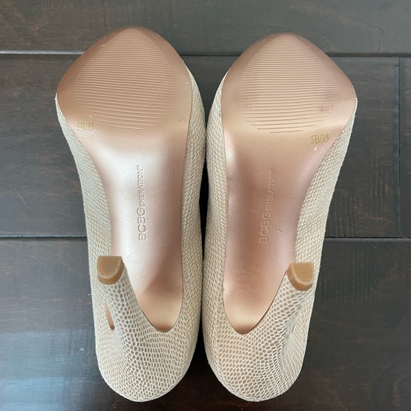 BCBGeneration heels - Picture 4 of 4